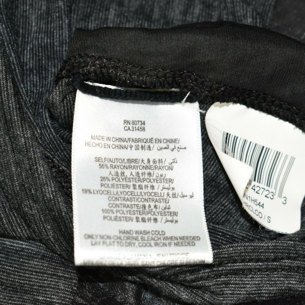 BCBG Top - Picture 4 of 4